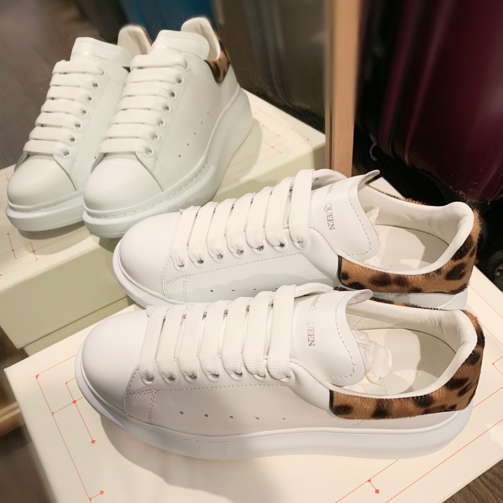 🚫SOLD🚫Authentic Alexander McQueen sneaker 37.5